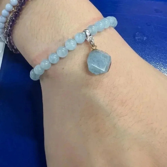 Aquamarine Gemstone Bracelet, Stretch Bracelet,Womens and...